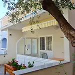 Διαμέρισμα Ruza *