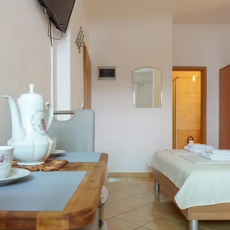 Apartments Ruza * Baška Voda